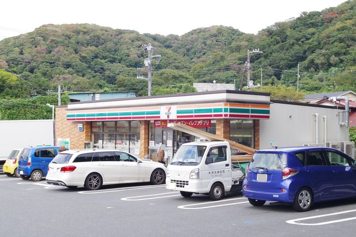 メルベーユの周辺