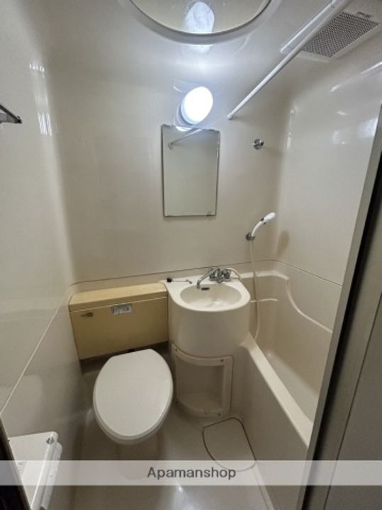 鶴田第一ビルの内装