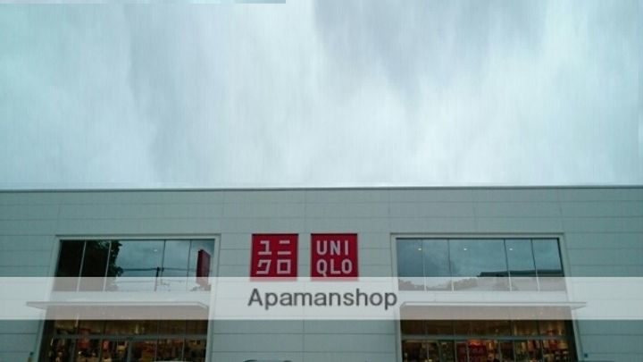 鶴田第一ビルの周辺