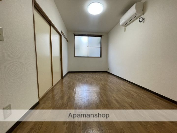 パールハイムⅠ101の居間