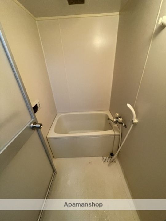 ラ・ソワレの風呂