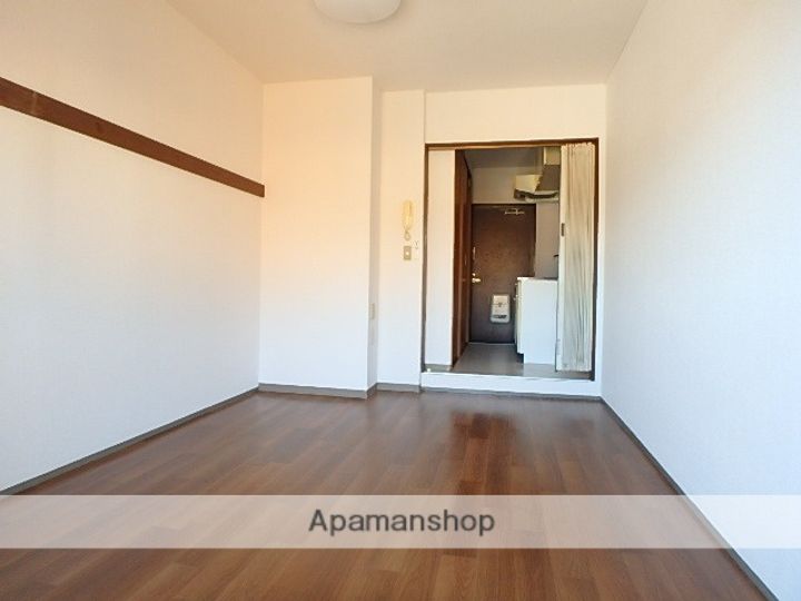 スターダスト日光台B棟206の内装