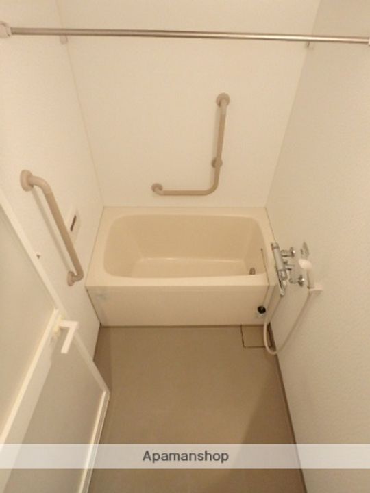 インシーズン向ヶ丘の風呂