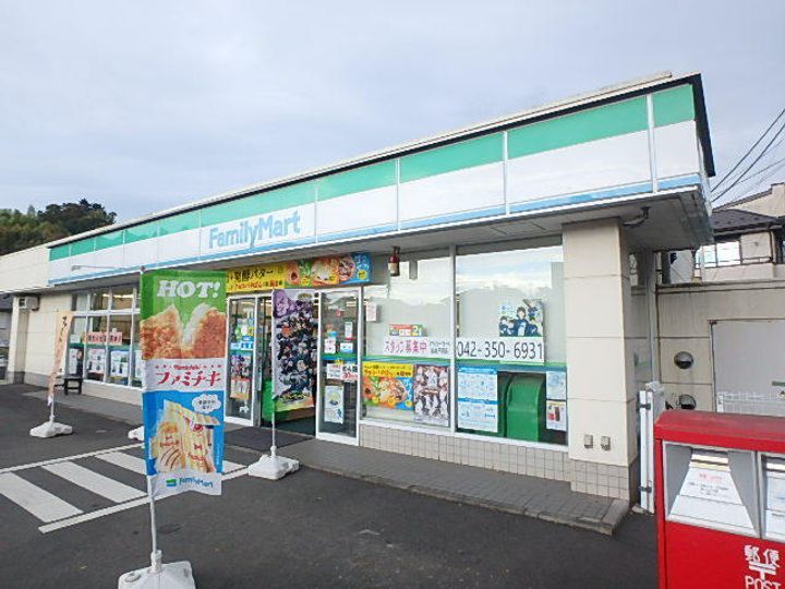 ピアチェボーレの周辺