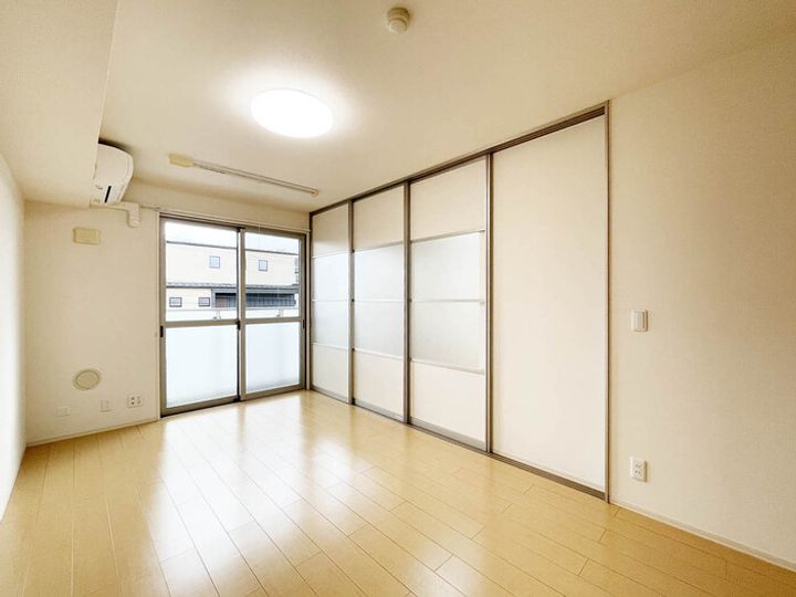 ピアチェボーレの居間