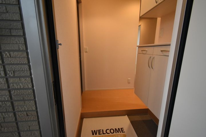 ラ・テール ドゥの玄関