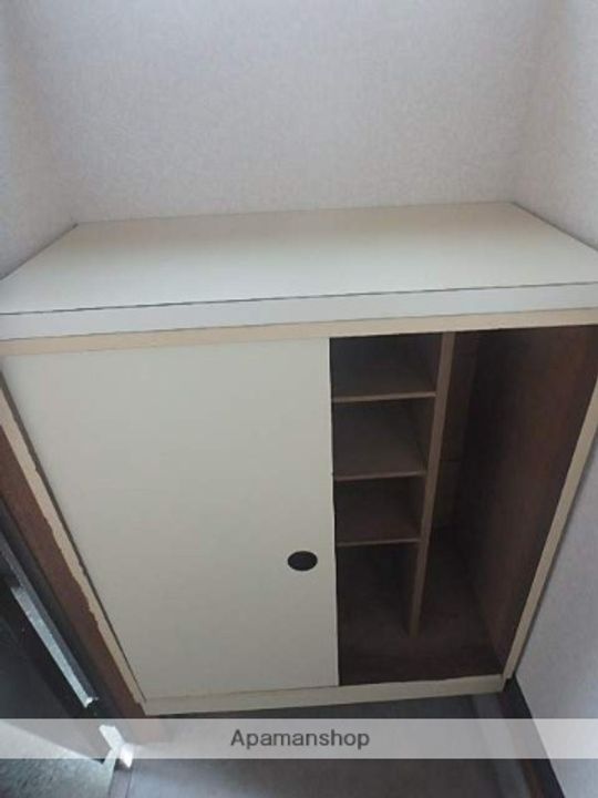 ハイツ堀内202の内装