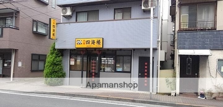 Αメゾンの周辺
