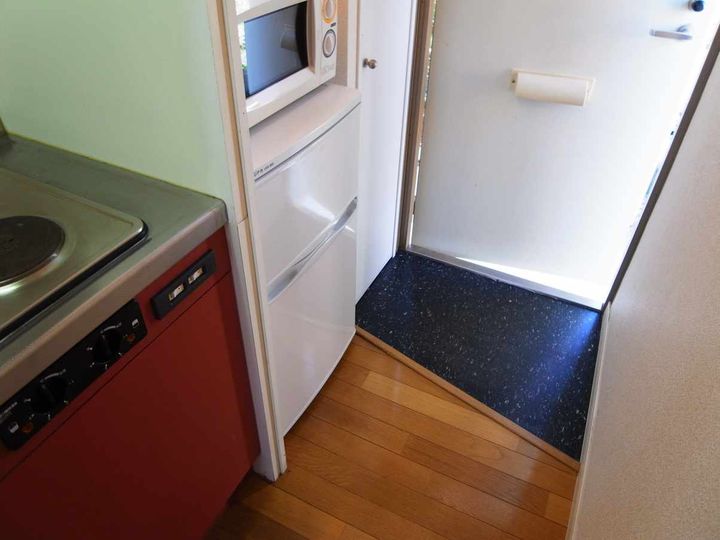 レオパレスエミネントの玄関