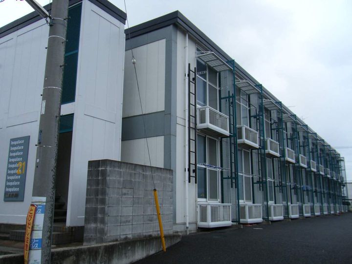 レオパレスプェルタ・デル・ソルの外観