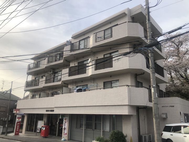 エルドメーヌ志村の外観