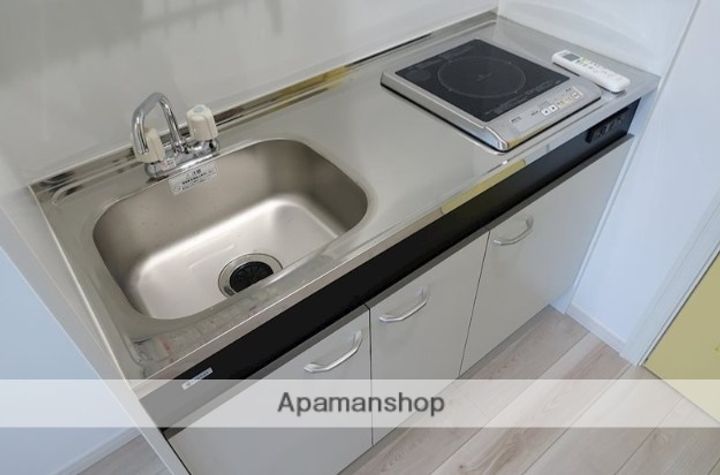 ハーミットクラブハウス南太田Ⅲのキッチン