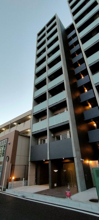 スパシエ横浜アルトの外観