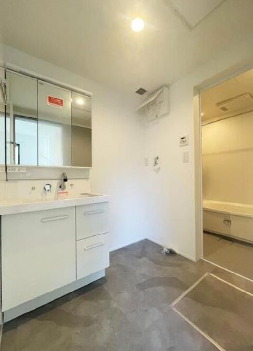 SOUTHERN VILLAGE Iの内装