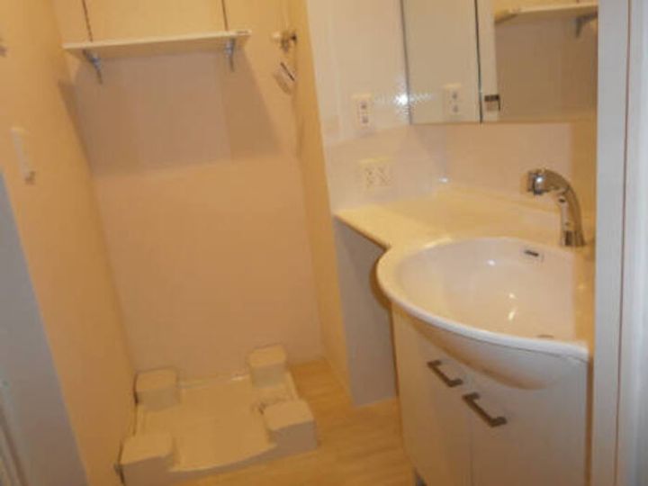 ラウレアのその他画像