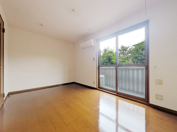 アレーナスMの居間