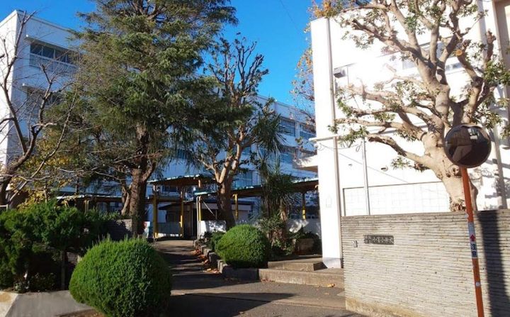 レオパレスファルケの周辺