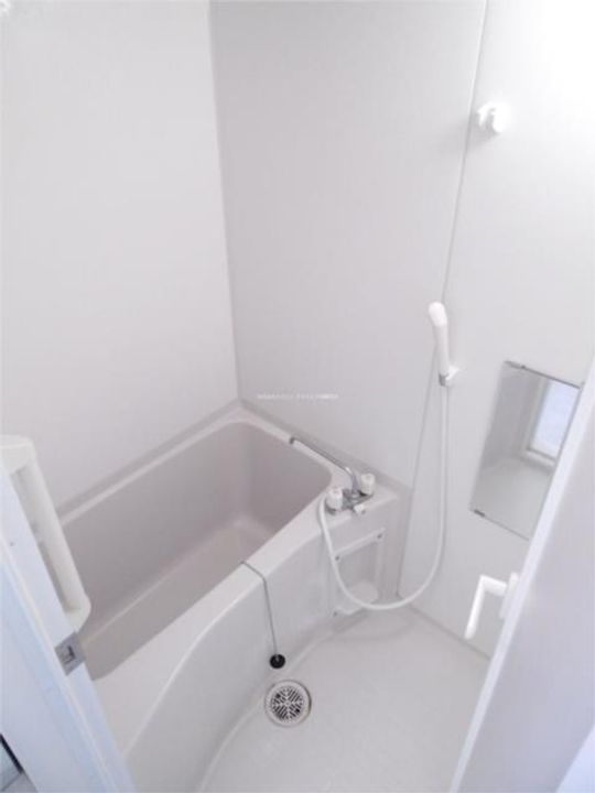 ミドル東大沼II0207の風呂