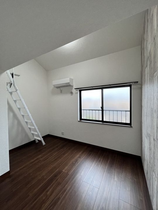 アンダンテ鶴ヶ峰の居間