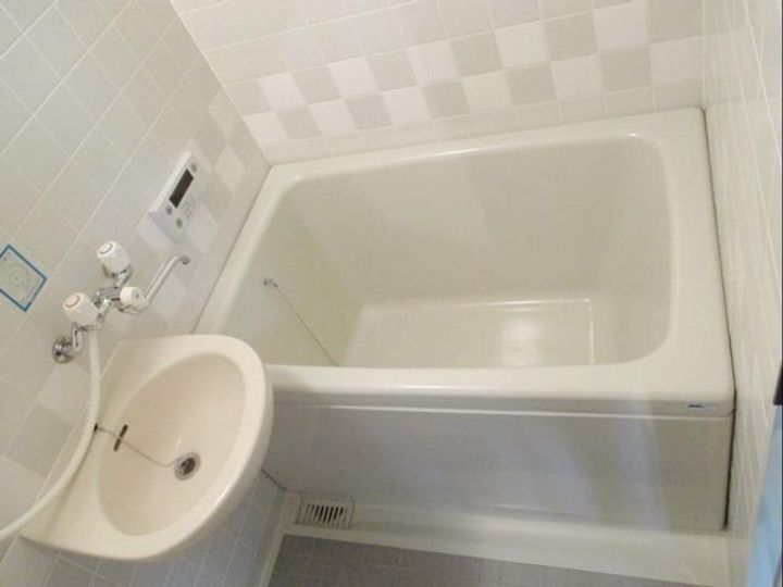 ゼフィルス花の木の風呂