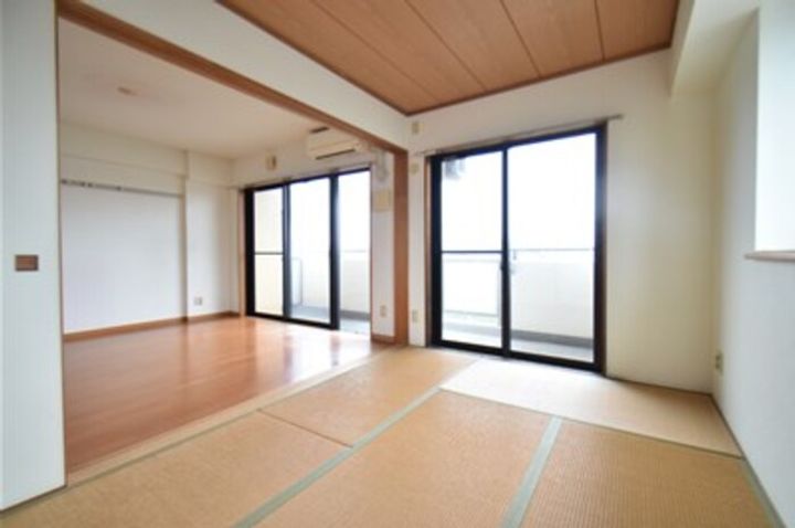 ベルシャイン厚木の内装