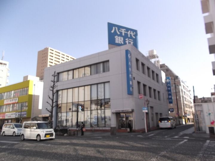 レフィナードの内装