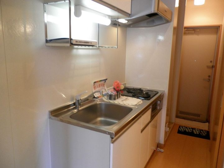 GEMINI ONNAのキッチン