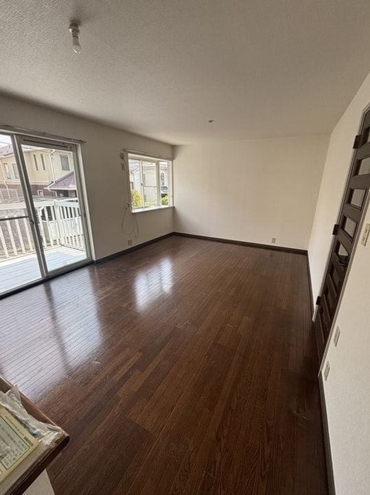 フェリース美しが丘西の居間