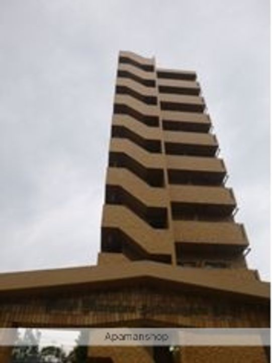 ライオンズマンション新子安第2の外観