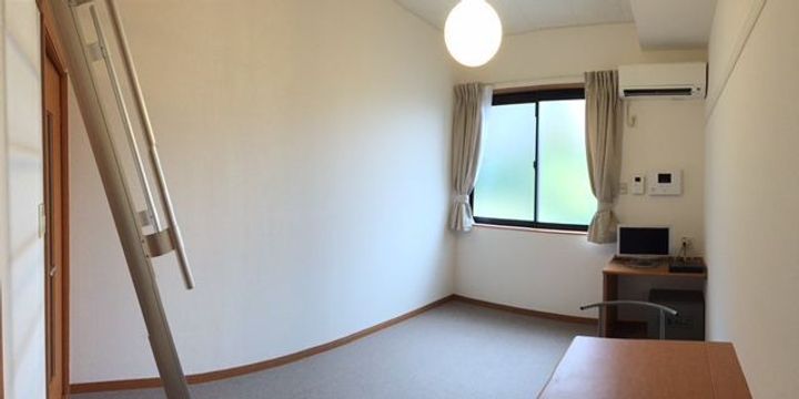 レオパレス和田の居間