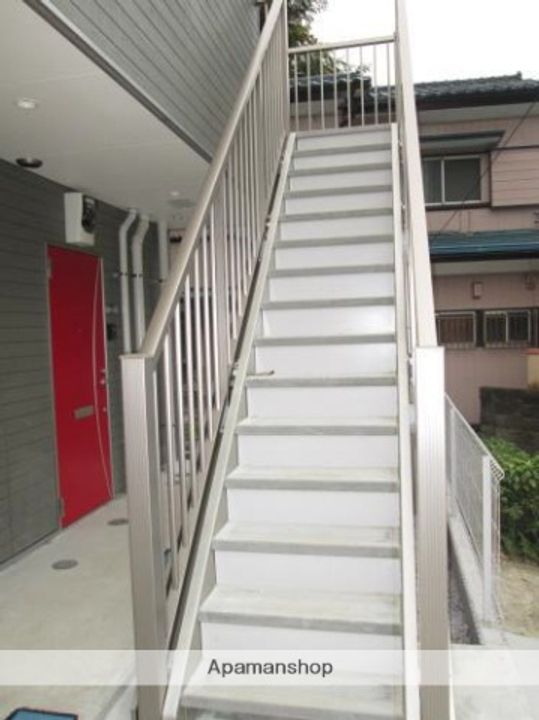 エクリスの外観