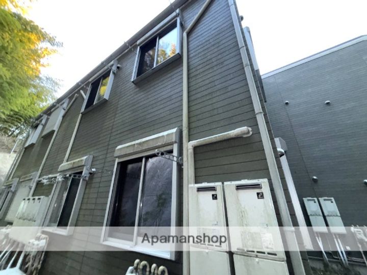 エクリスの外観