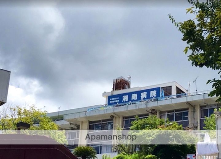 エクリスの周辺