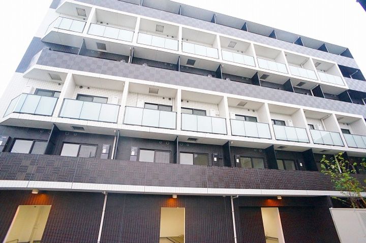 神奈川県川崎市中原区市ノ坪の賃貸マンションの外観