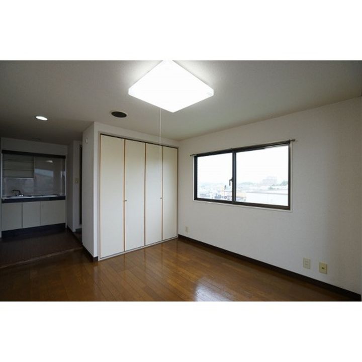 神奈川県横浜市緑区長津田町の賃貸マンションの内装