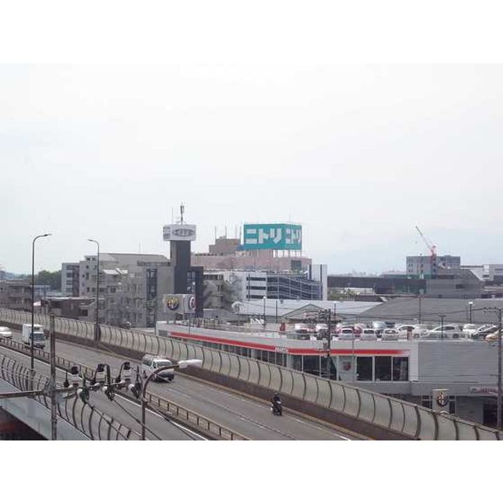 神奈川県横浜市緑区長津田町の賃貸マンションの周辺