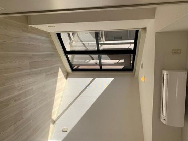 コスモハイム元住吉0422の居間