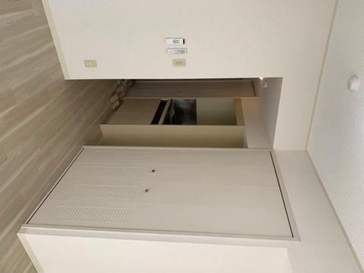 コスモハイム元住吉0422の居間