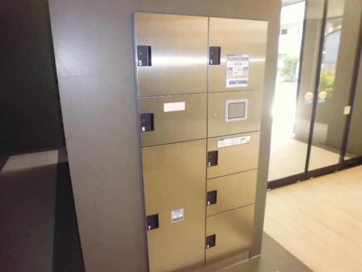 神奈川県藤沢市藤沢の賃貸マンションの外観