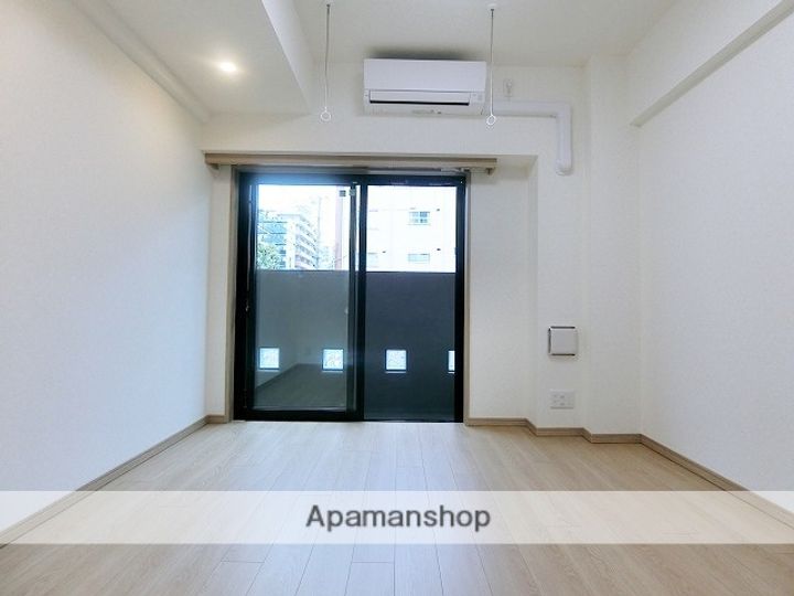 ルーブル横濱南太田弐番館の居間