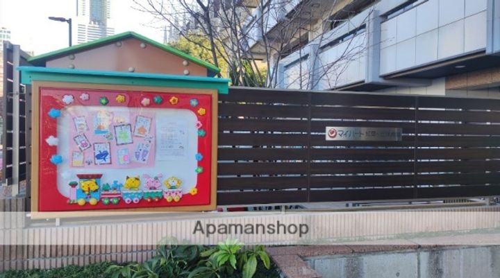 神奈川県横浜市西区西戸部町1丁目の賃貸アパートの周辺