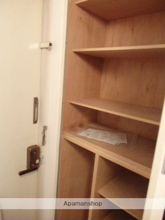 柏桜レジデンスの玄関