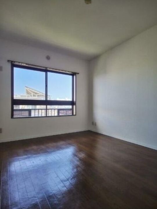 神奈川県横浜市神奈川区中丸の賃貸マンションの内装