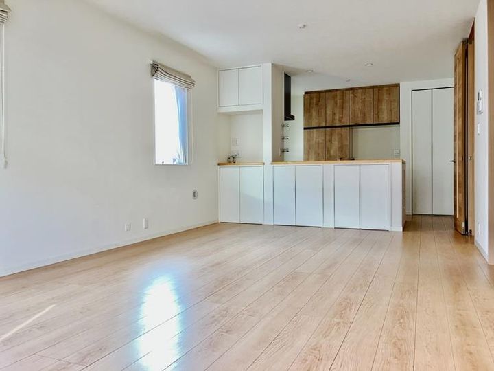 神奈川県横浜市磯子区洋光台6丁目(一戸建)の賃貸物件戸建ての居間