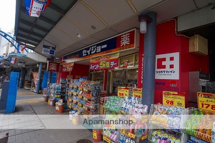 神奈川県横浜市西区境之谷の賃貸アパートの周辺
