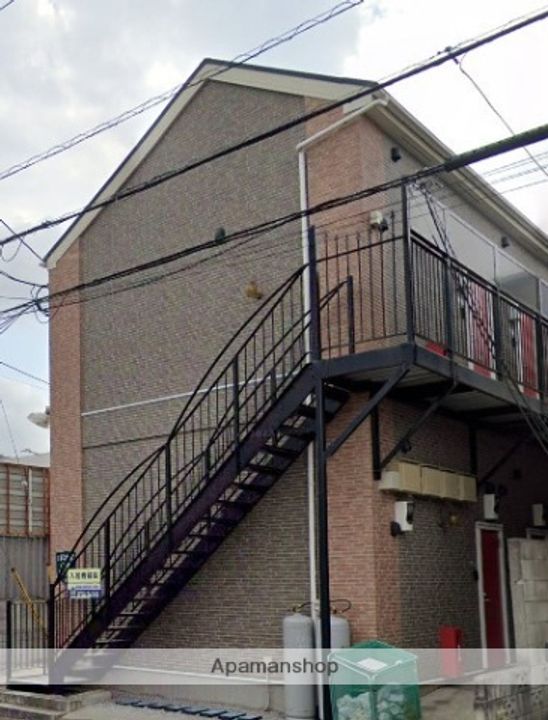 ハーミットクラブハウスALESIA大和の外観