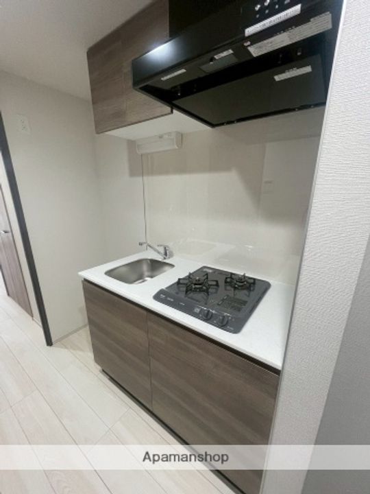 神奈川県横浜市西区浜松町の賃貸マンションのキッチン