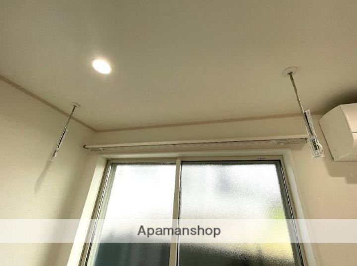 ハーミットクラブハウスSHINYの内装