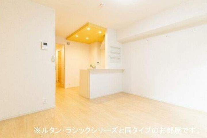 プレミール辻の居間