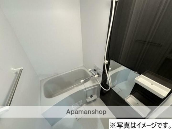 神奈川県鎌倉市台2丁目の賃貸アパートの風呂